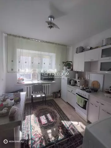 40 м², 1-комнатная квартира, этаж 2 из 9, 40 м², изображение - 2