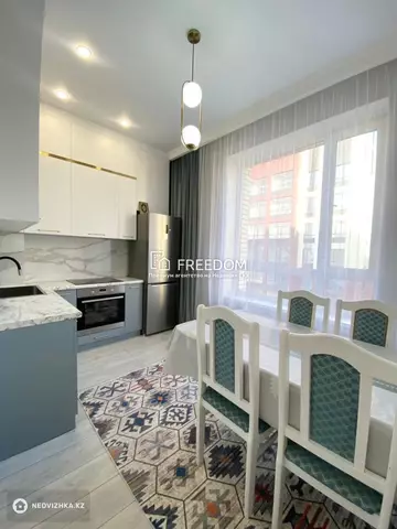 3-комнатная квартира, этаж 7 из 10, 79 м²