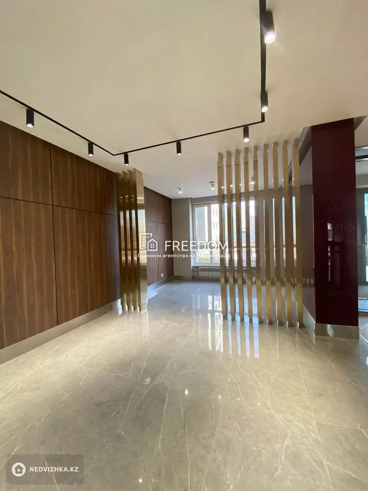 65 м², 2-комнатная квартира, этаж 9 из 9, 65 м², изображение - 1