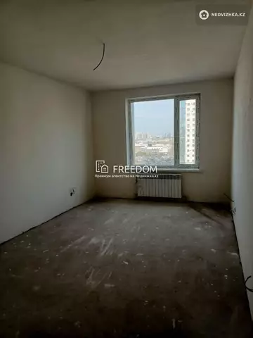 3-комнатная квартира, этаж 9 из 10, 94 м²