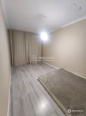2-комнатная квартира, этаж 3 из 5, 58 м²