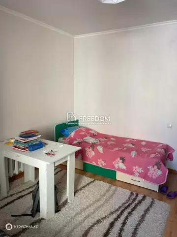 80 м², 3-комнатная квартира, этаж 3 из 9, 80 м², изображение - 2