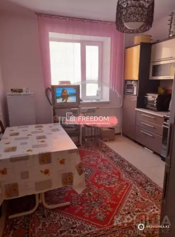 41 м², 1-комнатная квартира, этаж 3 из 10, 41 м², изображение - 1