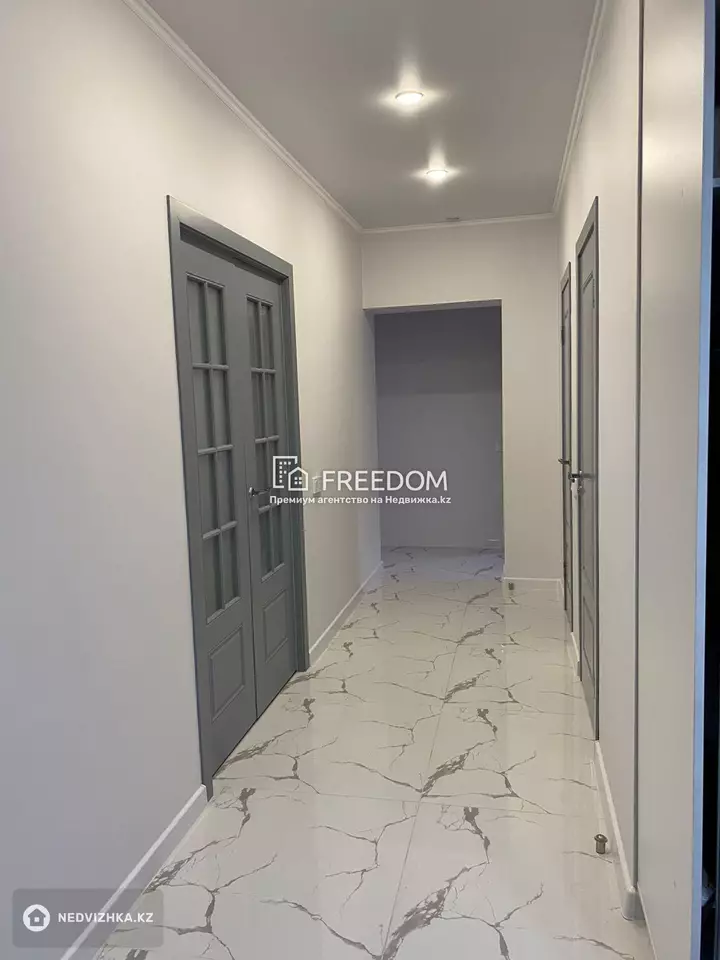 100 м², 3-комнатная квартира, этаж 2 из 10, 100 м², изображение - 1