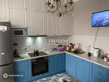 2-комнатная квартира, этаж 10 из 10, 53 м²
