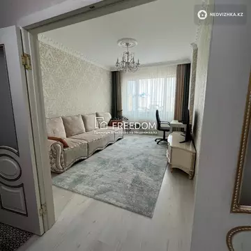 3-комнатная квартира, этаж 6 из 9, 82 м²