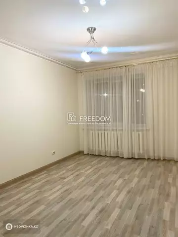 3-комнатная квартира, этаж 2 из 7, 80 м²