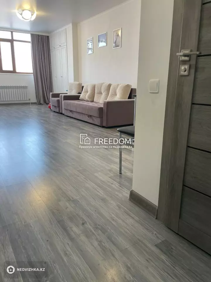 40 м², 1-комнатная квартира, этаж 8 из 9, 40 м², изображение - 1