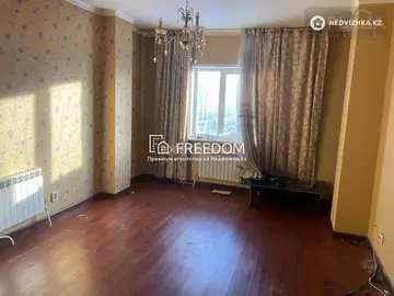 2-комнатная квартира, этаж 7 из 17, 76 м²