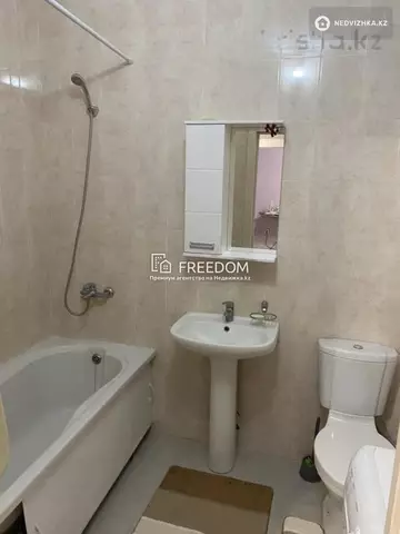 1-комнатная квартира, этаж 8 из 15, 50 м²