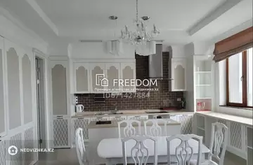 4-комнатная квартира, этаж 14 из 33, 164 м²