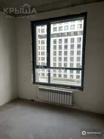 3-комнатная квартира, этаж 4 из 17, 83 м²