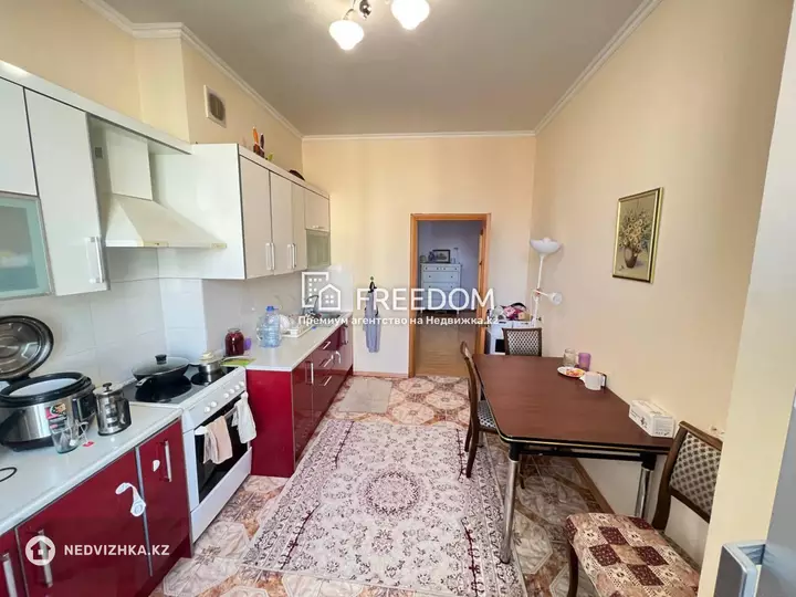80 м², 2-комнатная квартира, этаж 8 из 10, 80 м², изображение - 1