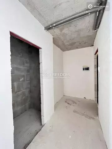 2-комнатная квартира, этаж 3 из 9, 56 м²