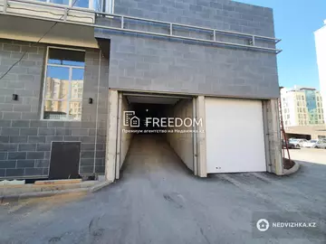 1-комнатная квартира, этаж 7 из 8, 37 м²