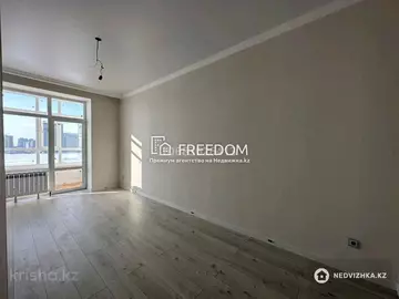 1-комнатная квартира, этаж 4 из 10, 40 м²