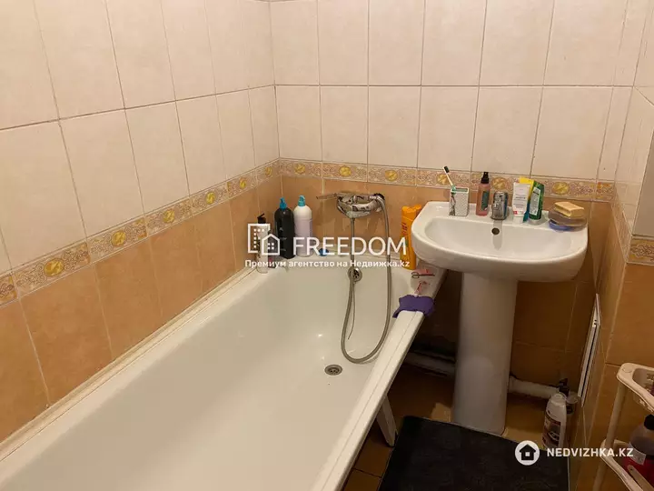 58 м², 2-комнатная квартира, этаж 10 из 12, 58 м², изображение - 1