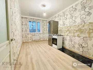 70 м², 2-комнатная квартира, этаж 1 из 8, 70 м², изображение - 3