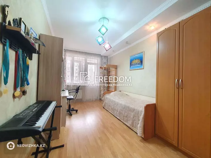162 м², 4-комнатная квартира, этаж 13 из 20, 162 м², изображение - 1
