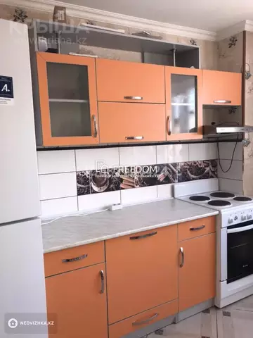 2-комнатная квартира, этаж 8 из 16, 55 м²