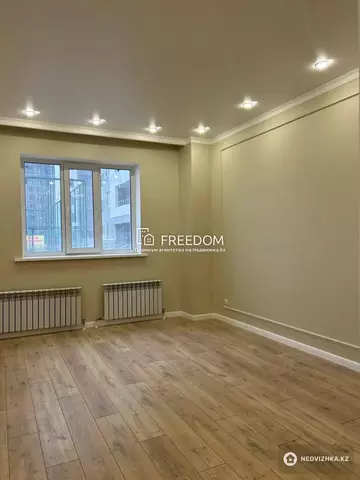 2-комнатная квартира, этаж 1 из 13, 65 м²