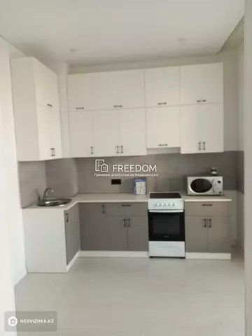 80 м², 3-комнатная квартира, этаж 8 из 10, 80 м², изображение - 1