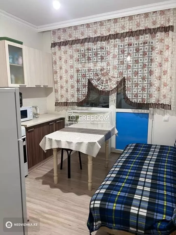 40 м², 1-комнатная квартира, этаж 2 из 8, 40 м², изображение - 1