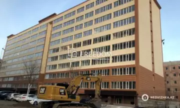 1-комнатная квартира, этаж 1 из 9, 38 м²