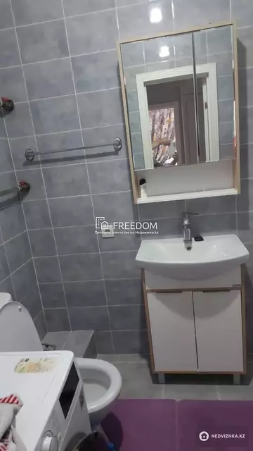 2-комнатная квартира, этаж 3 из 9, 65 м²