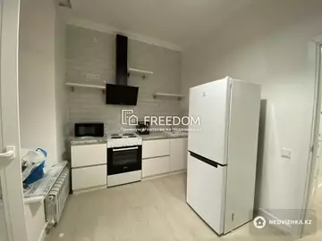 39.8 м², 1-комнатная квартира, этаж 2 из 9, 40 м², изображение - 1