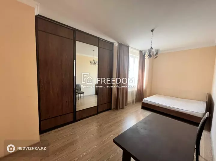 90 м², 2-комнатная квартира, этаж 4 из 22, 90 м², изображение - 1