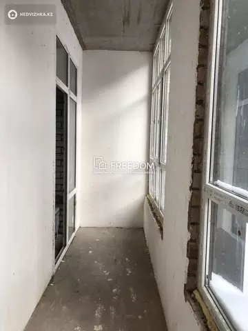 1-комнатная квартира, этаж 5 из 19, 37 м²