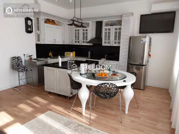 105 м², 3-комнатная квартира, этаж 3 из 9, 105 м², изображение - 1