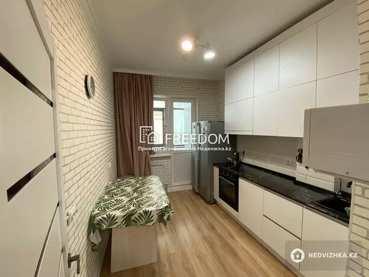 74 м², 3-комнатная квартира, этаж 8 из 15, 74 м², изображение - 1