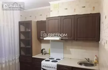 1-комнатная квартира, этаж 13 из 18, 42 м²