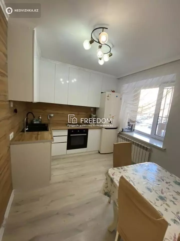 76 м², 2-комнатная квартира, этаж 2 из 10, 76 м², изображение - 1