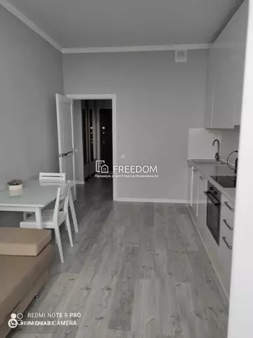 1-комнатная квартира, этаж 18 из 20, 45 м²