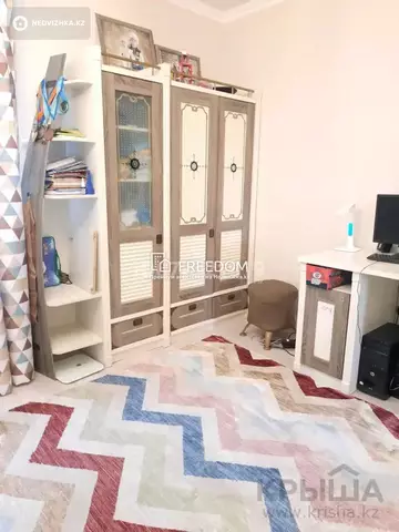 3-комнатная квартира, этаж 2 из 9, 105 м²