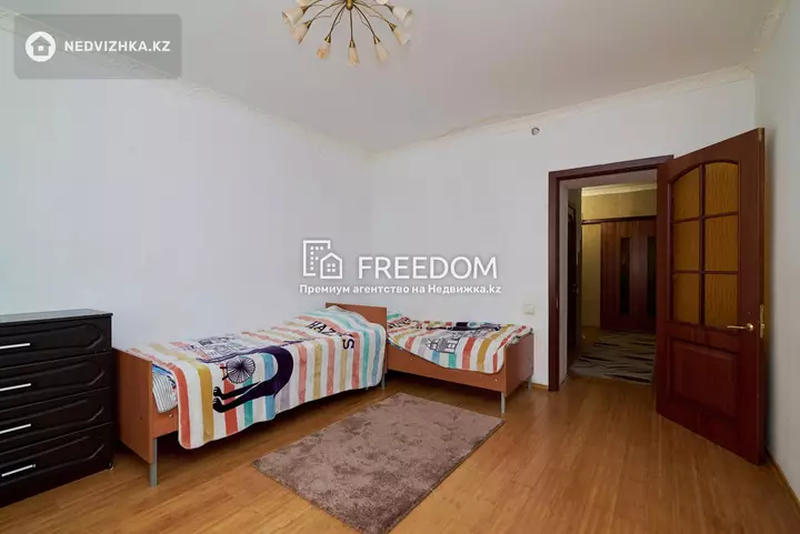 98 м², 3-комнатная квартира, этаж 3 из 9, 98 м², изображение - 1
