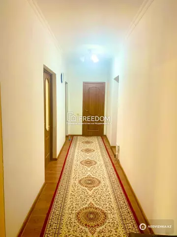 113 м², 4-комнатная квартира, этаж 2 из 9, 113 м², изображение - 9
