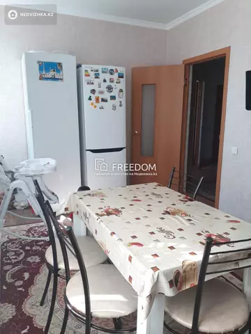100 м², 3-комнатная квартира, этаж 12 из 14, 100 м², изображение - 0