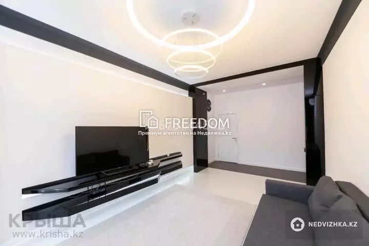83 м², 2-комнатная квартира, этаж 3 из 9, 83 м², изображение - 1