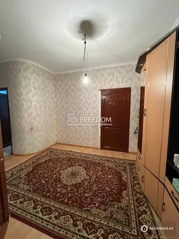 2-комнатная квартира, этаж 10 из 10, 70 м²