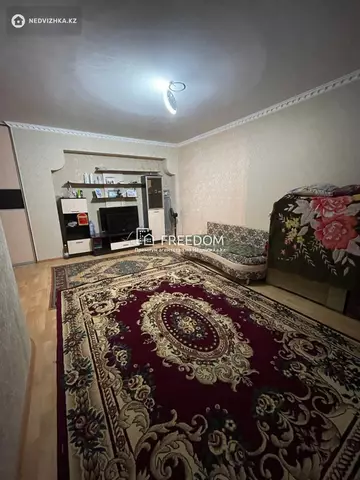 2-комнатная квартира, этаж 10 из 10, 70 м²