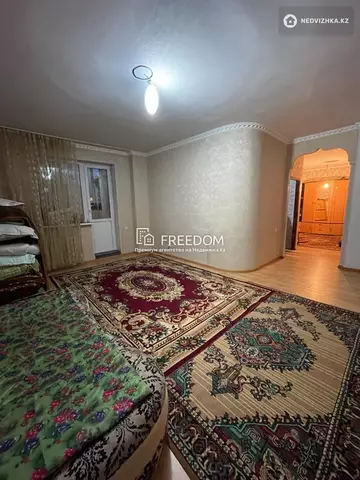 2-комнатная квартира, этаж 10 из 10, 70 м²