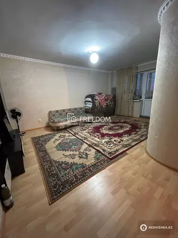 2-комнатная квартира, этаж 10 из 10, 70 м²