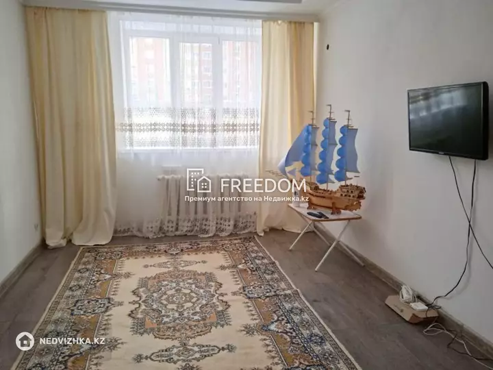 56 м², 2-комнатная квартира, этаж 2 из 8, 56 м², изображение - 1