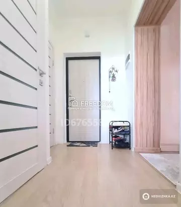 2-комнатная квартира, этаж 3 из 10, 48 м²