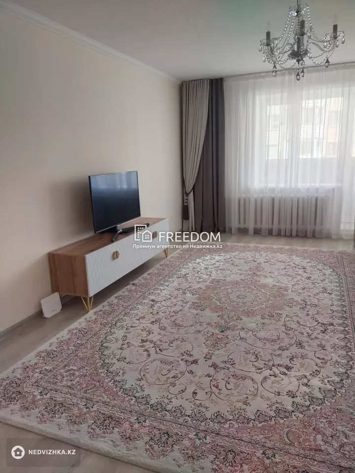 80 м², 3-комнатная квартира, этаж 3 из 10, 80 м², изображение - 1