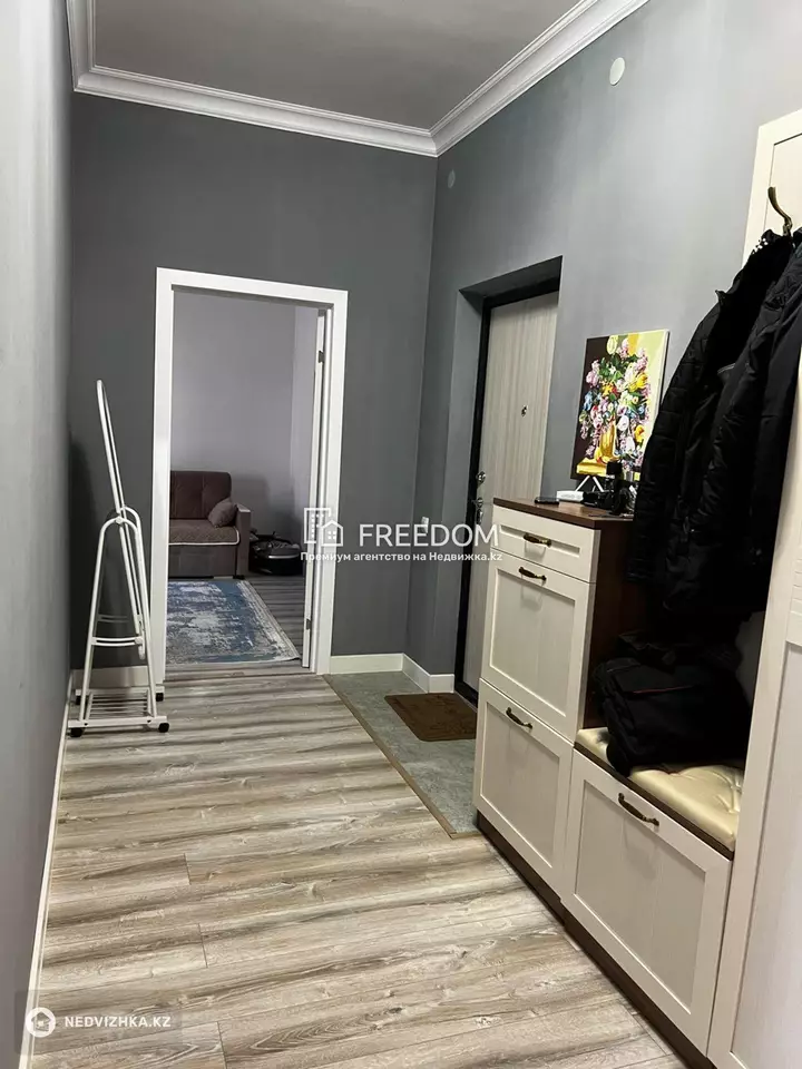60.5 м², 2-комнатная квартира, этаж 2 из 10, 60 м², изображение - 1